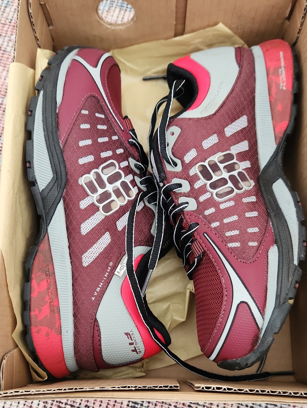 Columbia Peakfreak Omni-heat Outdry Hiking Sneakers 8 Waterproof
